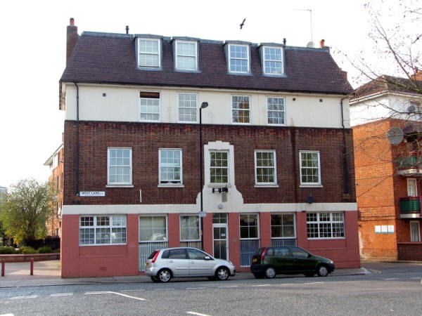 West lane, Two Brewers Pub, c2009..jpg