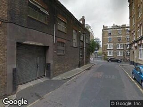 Sanctuary Street runs between Marshalsea Road  & Lant Street..jpg