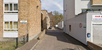 Parkers Row 2019, looking down alley that was Oxley Street in 1927.  X.png