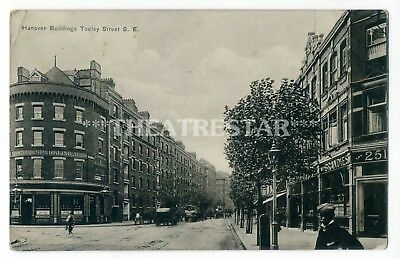 Tooley Street, Hanover Buildings and City Of Salisbury Pub on the left.   X.png