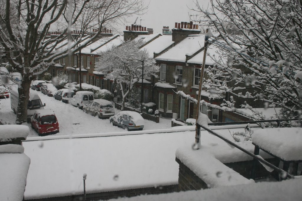 Hopewell Street, Southwark, looking from Elmington Road towards Picton Street.  X.png