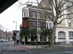 Duke of York Pub , corner Borough Road and Southwark Park Road left.  X.png