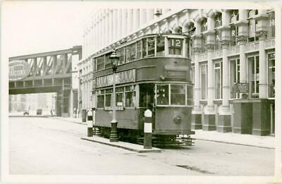 Southwark Street 1950, passing Southwark London Hop Exchange.   X.png