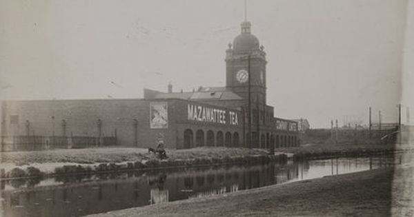 Mazawattee Tea, Mazawattee Lane, on the banks of Grand Surrey Canal.   X.png