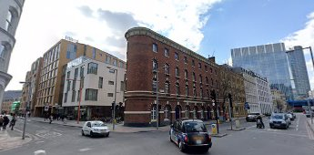 Southwark Street 2019, Suffolk Street left. The white building left is where Price’s Street is.    X.png
